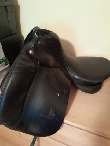 Selle de dressage prestige modena 17,5