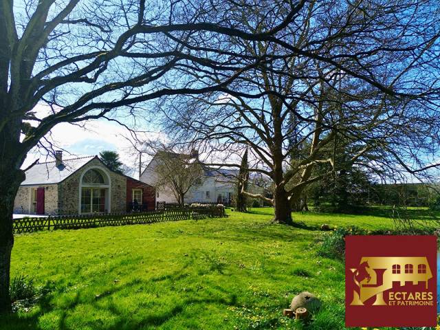 Propriété équestre, 10 hectares, 2 maisons