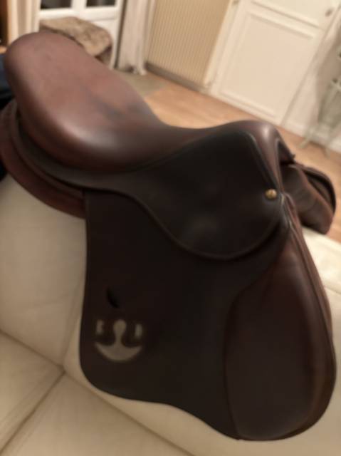 Selle bruno delgrange 17,5 modèle virtuose