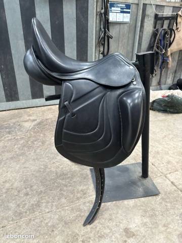 Selle dressage 