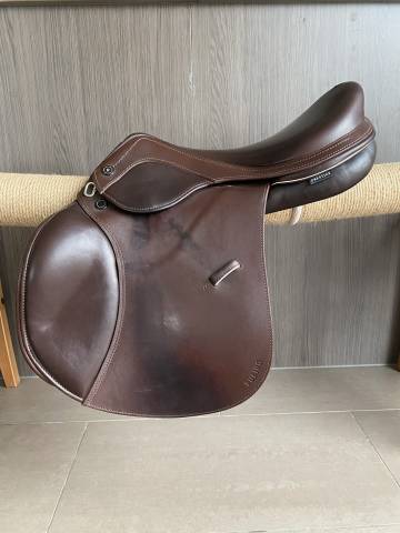Prestige rubino mf-as-x jumping saddle – 17.5”