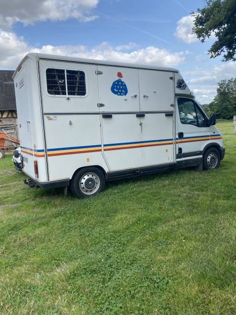 Vends renault master marque barbot