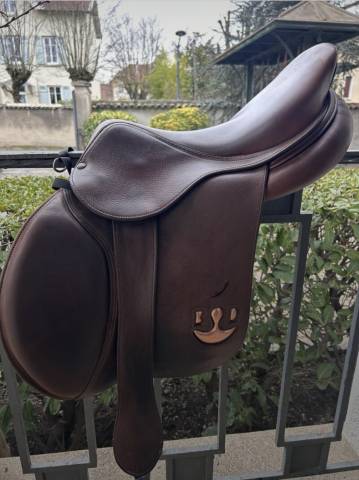 Selle philéa 2023 17,5 bruno delgrange