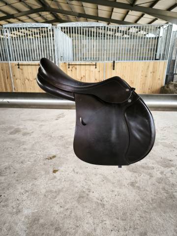 Selle equipe modèle emporio