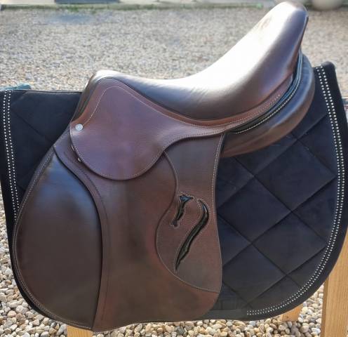 Selle antares connexion grainé 17