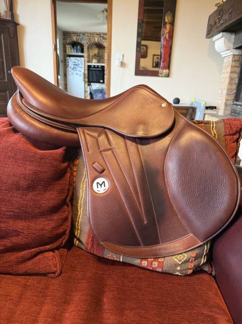 Selle meyer doublée veau 17,5 – état quasi neuf 