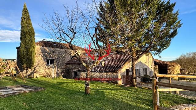 Propriété équestre de charme à proximité de villeneuve 