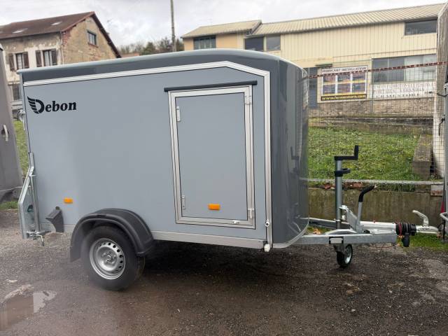 Fourgon – c255 debon – freinee – occasion