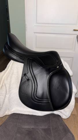 Selle ikonic modèle selle jumping doublé veau