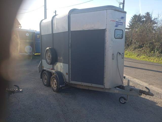 Ifor williams 2 places