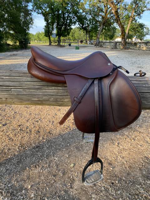 Selle devoucoux biarritz o   17,5