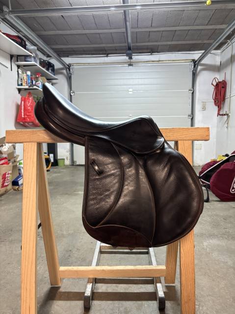 Selle voltaire design