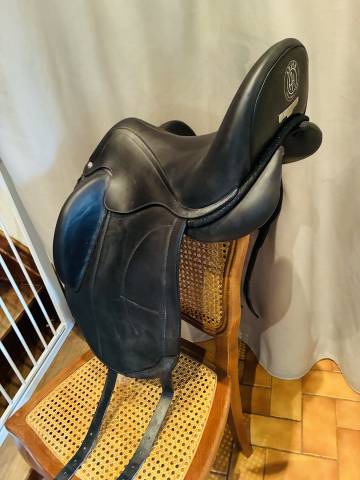 Selle arion dressage taille 17” full cuir swarovski