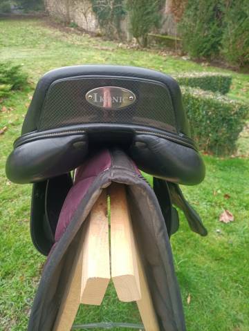 Selle ikonic modèle elite 18 pouces