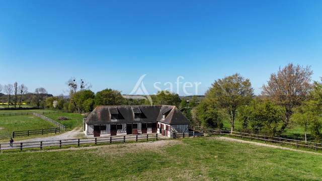 Haras proche de cormeilles sur 14ha d'herbages