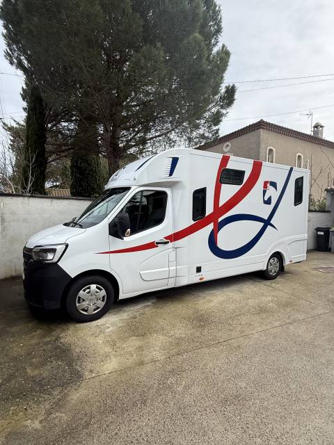 Camion vl theault 2 chevaux 5 places proteo 48500km