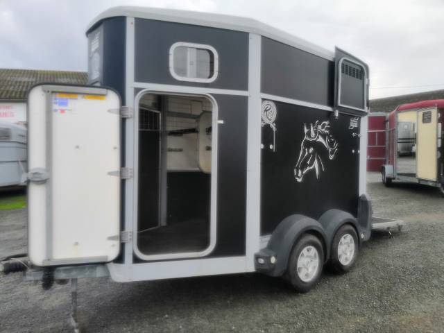 Ifor williams 2 places 2021