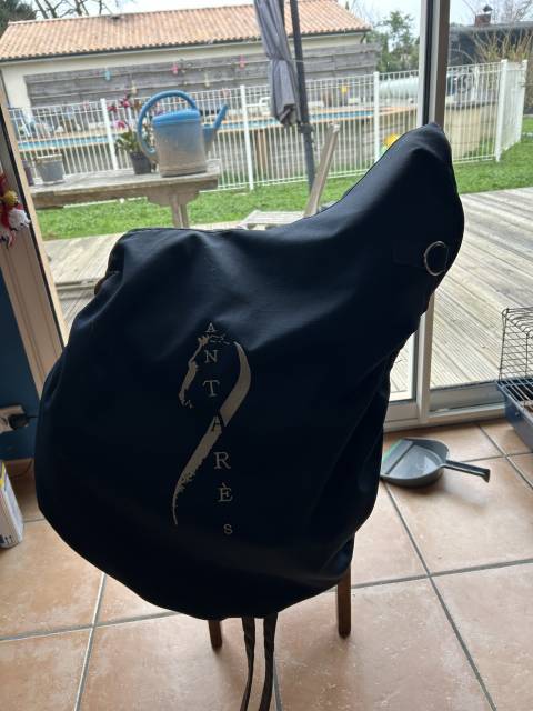 Selle antarès mono quartier 17.5