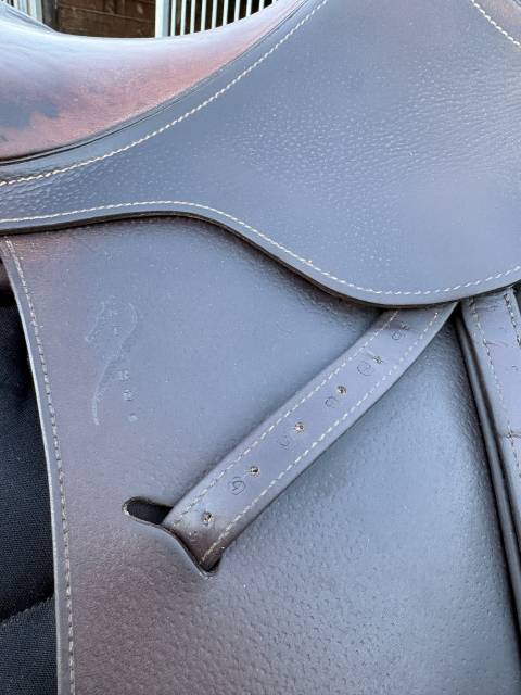 Selle antares 17 pouces 