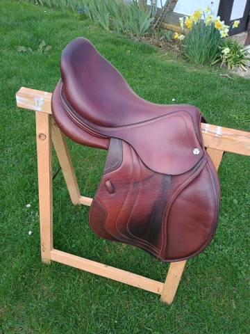 Selle d'obstacles cwd ce02 17.5 3c 2021