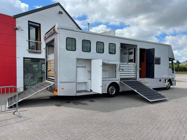 Iveco 6 places home car 