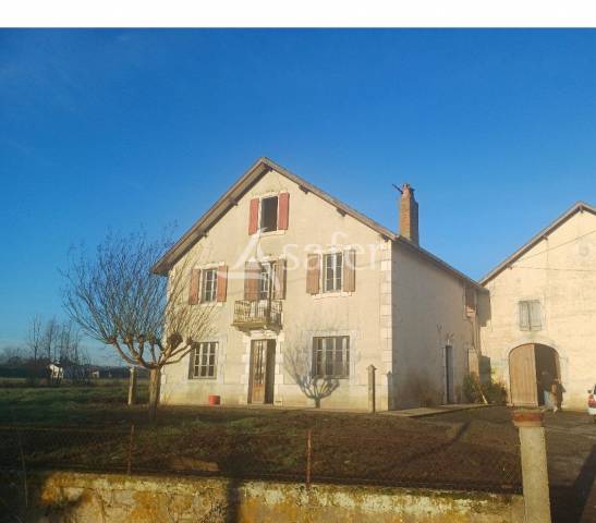 Propriété rurale avec maison et 8 hectares  fort potentiel