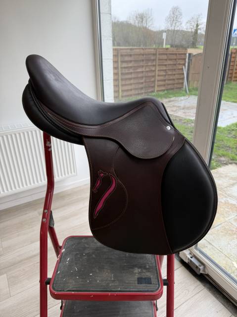 Selle antares connexion 2022 