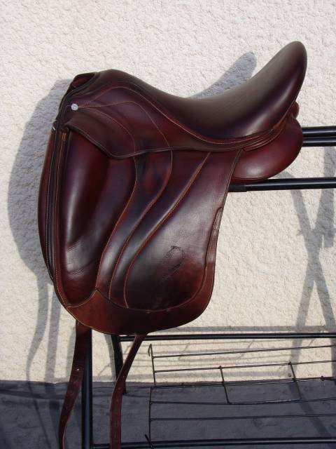 Selle dressage antares concept 17'