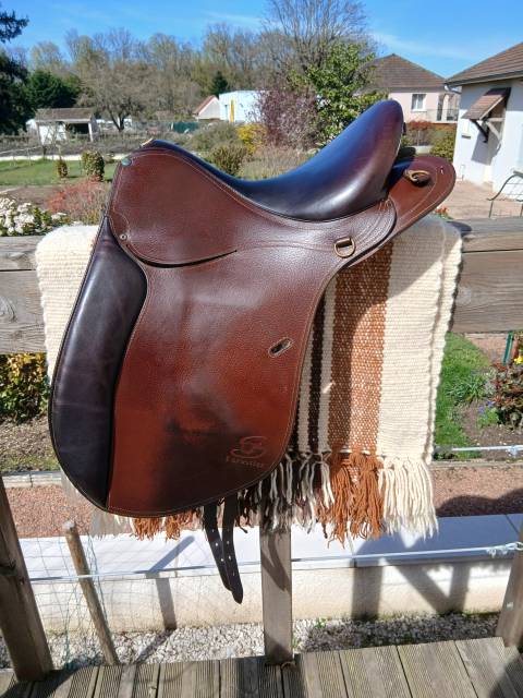 Selle de randonnée forestier