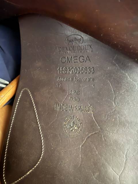 Selle devoucoux omega