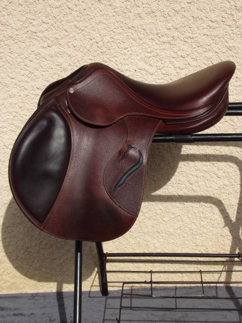 Selle antares obstacle evo2 17'5 magnifique