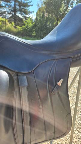 Selle dressage équipe viktoria