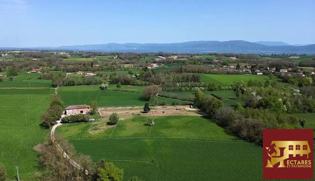 Propriété sans voisins 3,4 hectares