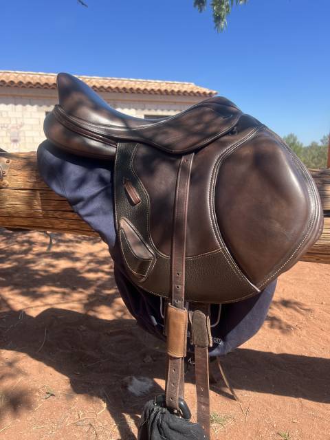 Selle ikonik taille 16'5 havane