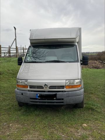 Renault master deux chevaux tête arrière 