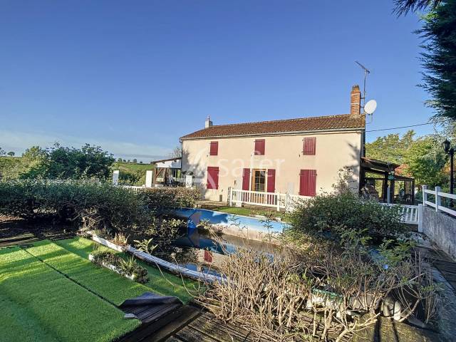 Maison de charme au coeur du bocage vallonné