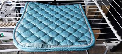 Tapis de selle Lami-cellbleu ciel 