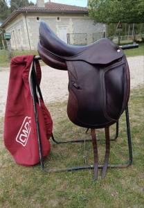 Sella da dressage cwd  17.5