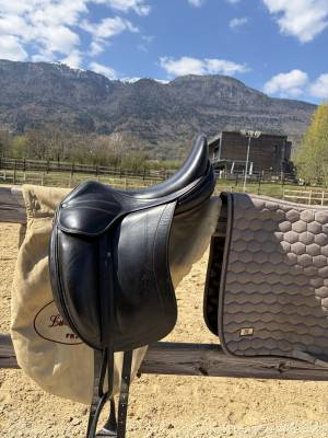 Selle de dressage childeric 