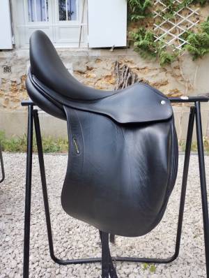 Sella da dressage childeric  17.5