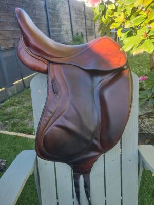 Selle dressage belloir 17'