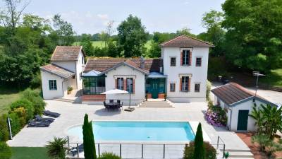 Equestrian property  tarn