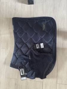 Ensemble tapis et bonnet eskadron