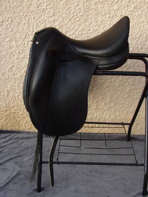 Selle dressage childeric dpl 18'