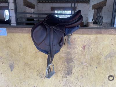Monoquartier antares 2024 18 pouces