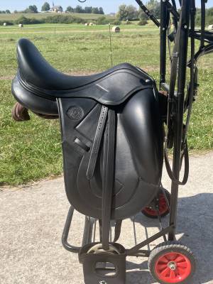 Selle dressage antares modèle signature quartiers 3n