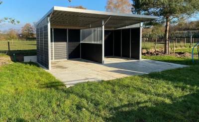 Pupilaje de caballos en padock 300 m2 con cobertizo 