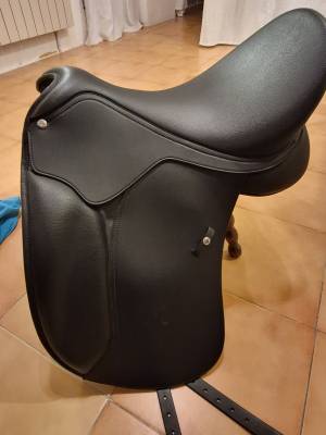 Sella da dressage wintec  17.5