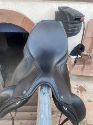 Sella da dressage childeric  18