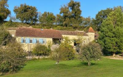 A 10 min de nérac, sur plus de 4 hectares, propriété